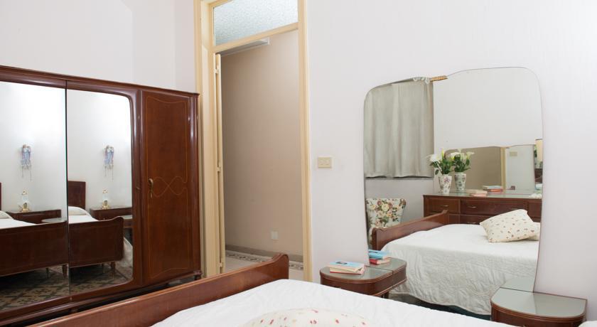 La Casa Di Via Narbone Gasthof Palermo