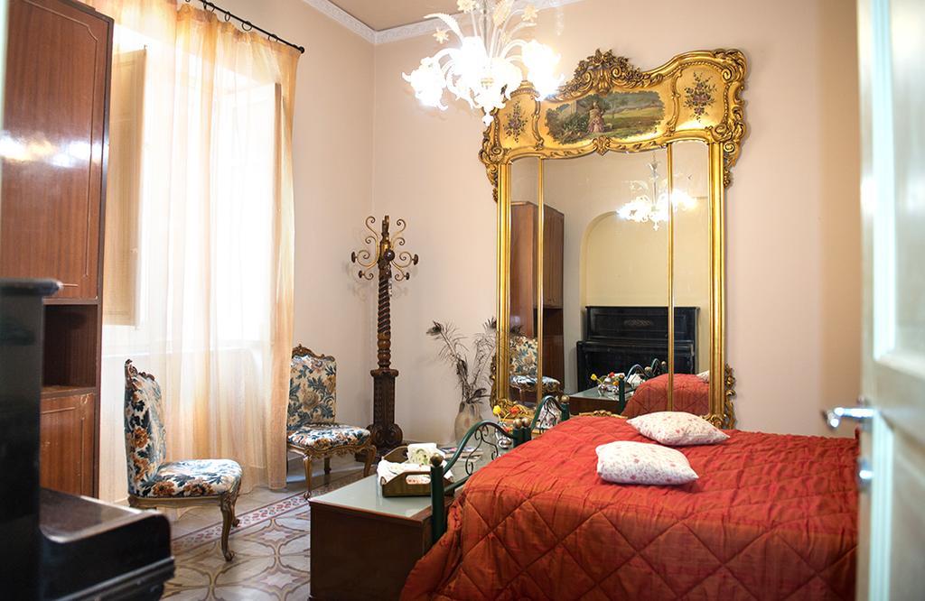 La Casa Di Via Narbone Palermo